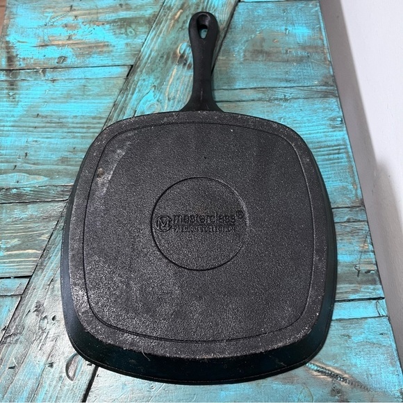 Masterclass Cast Iron Grill Pan - Black - Picture 4 of 16